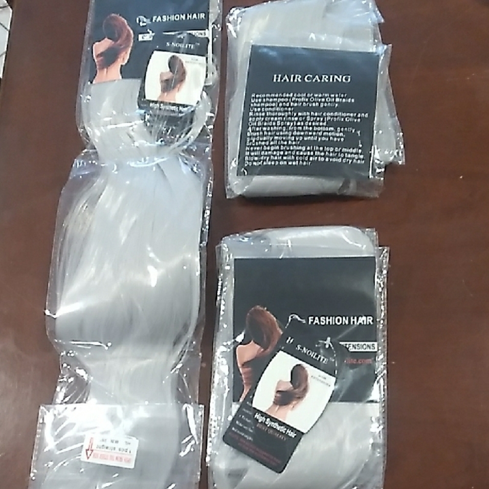 Fashion Hair Extensions in Silver/ Grey, Straight S-NOILITE, 26 IN, Bundle Of 3